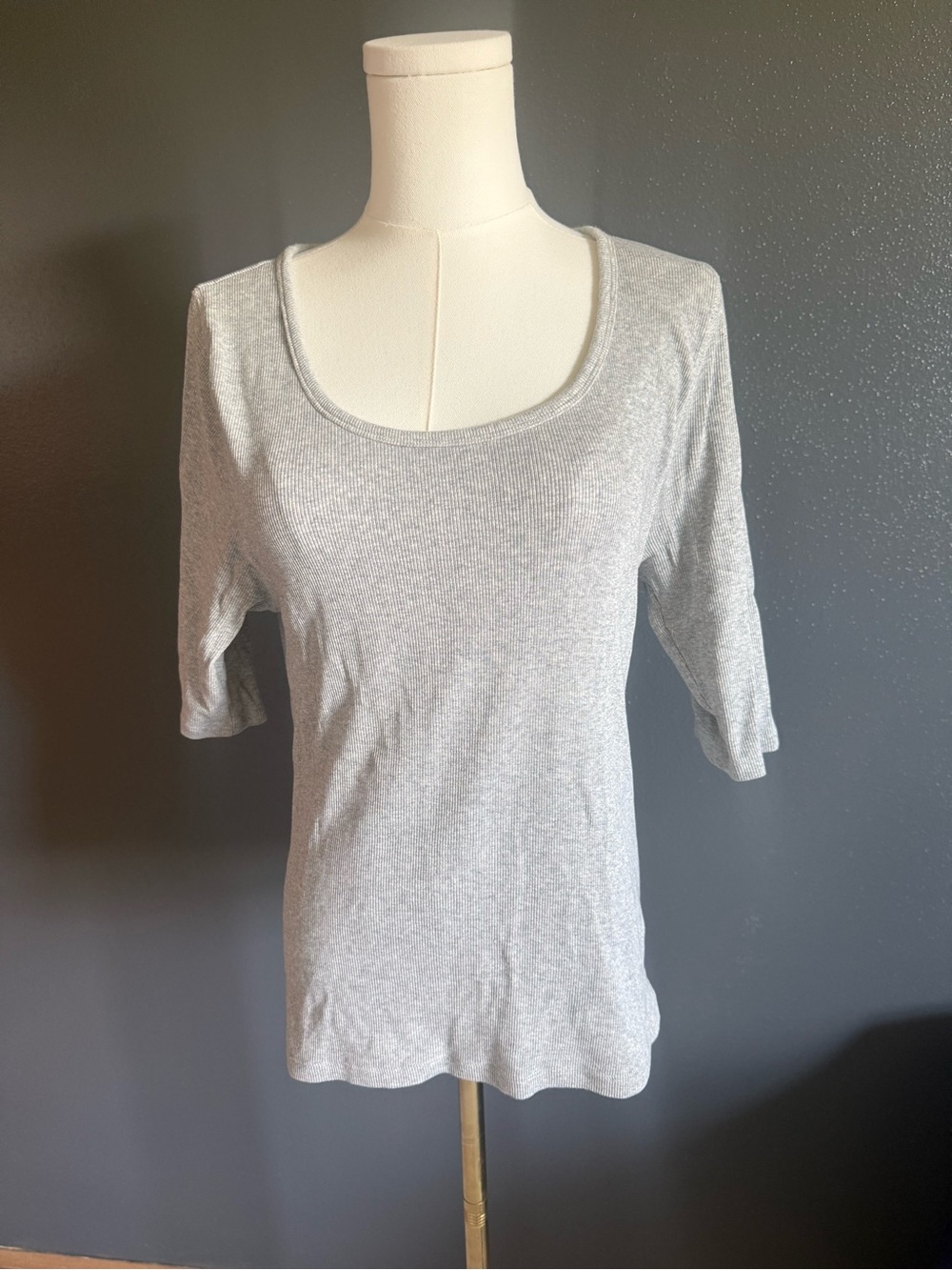 Quince Heather Gray Scoop Neck Short Sleeve Tee Ribbed Organic Cotton